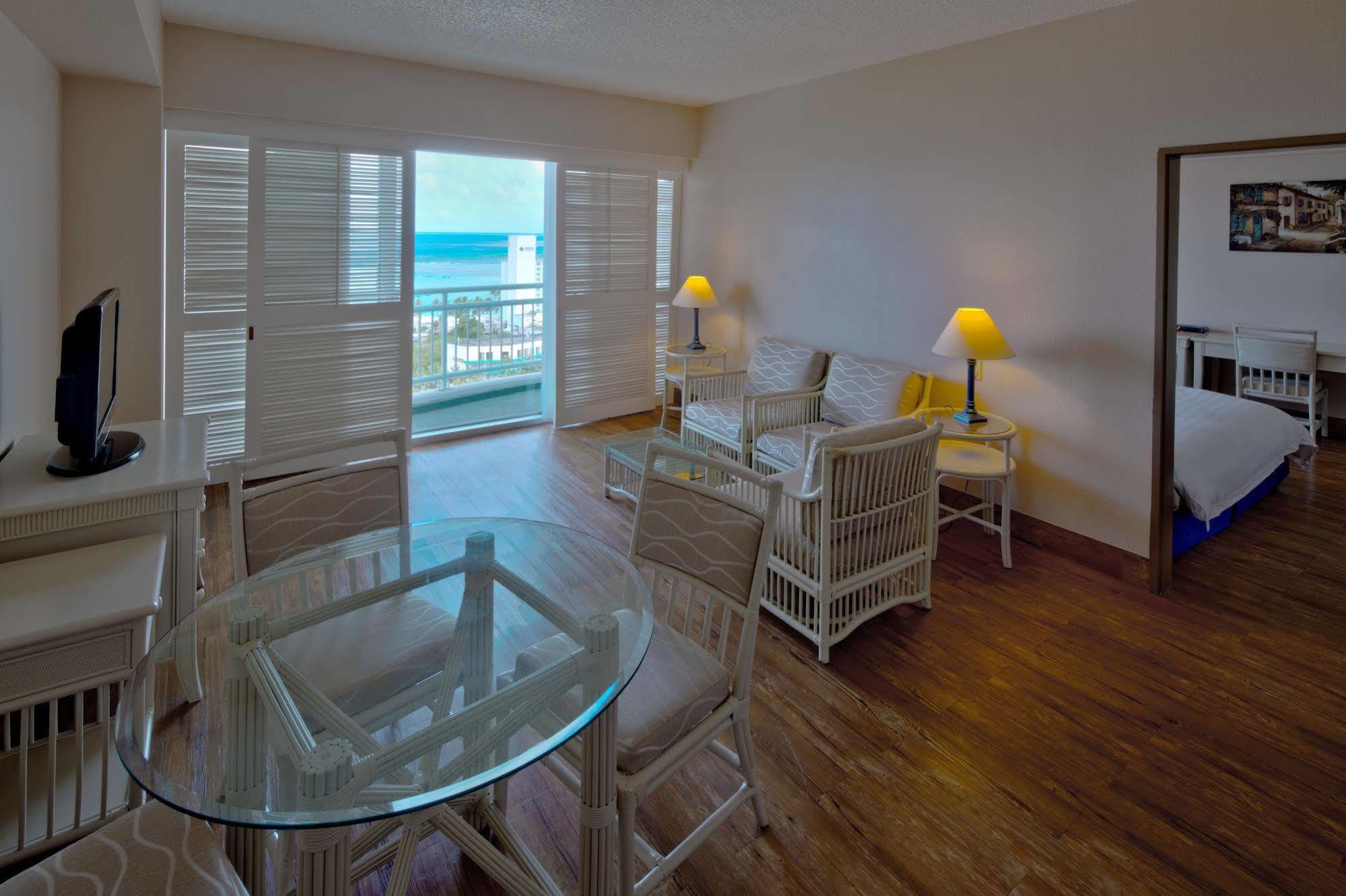 Verona Resort & Spa Tumon Eksteriør bilde